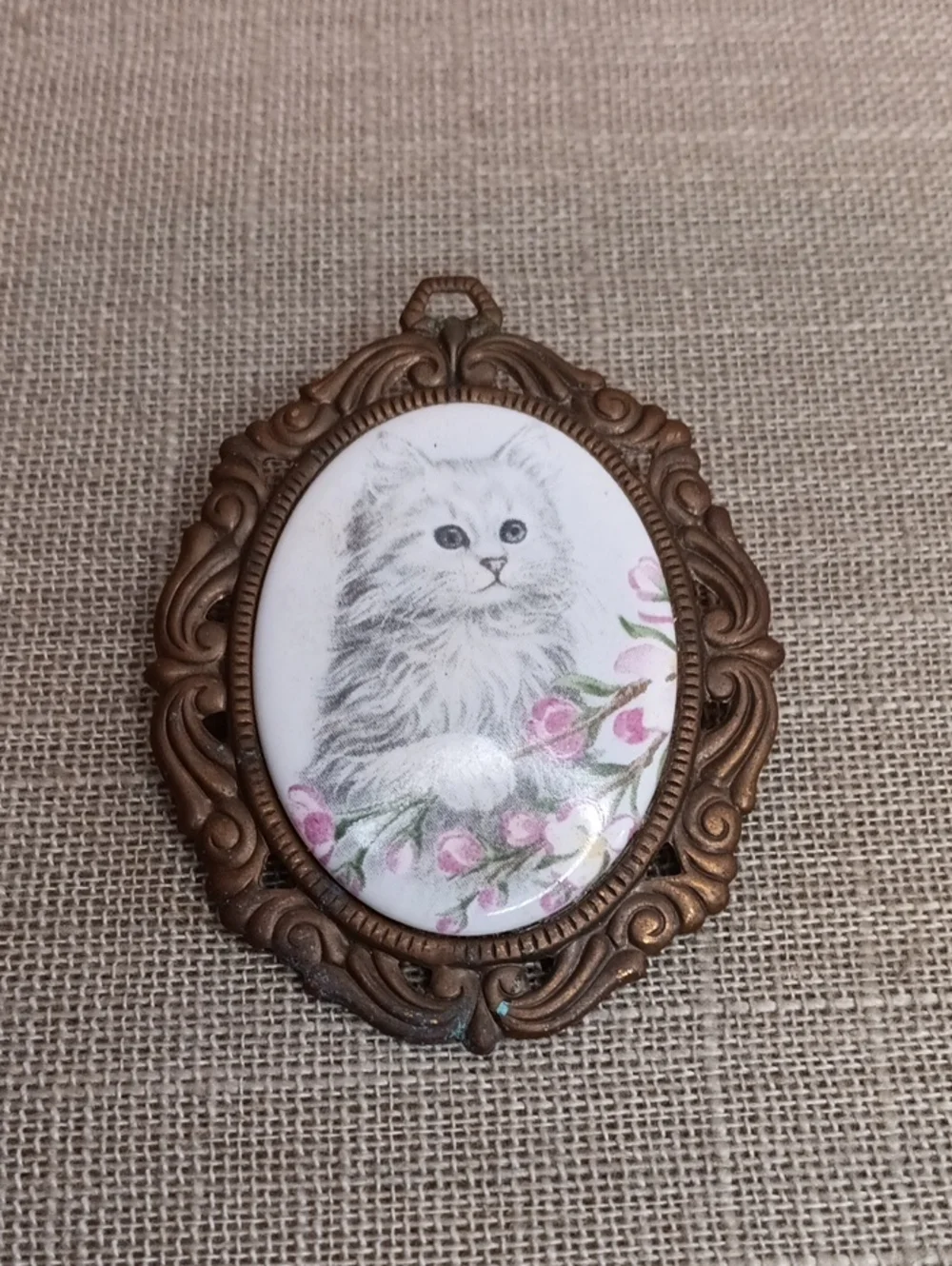 Hand Crafted Bronze-Tone Cat Cameo Brooch with Pink Floral Accents